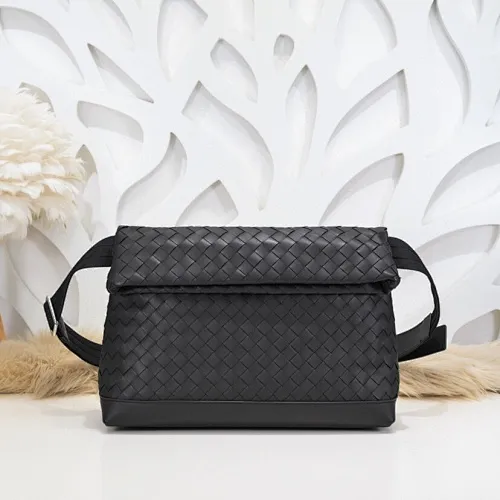 All categories 💚 Top version men’s bags 💚 BV 2024 new BV crossbody bag